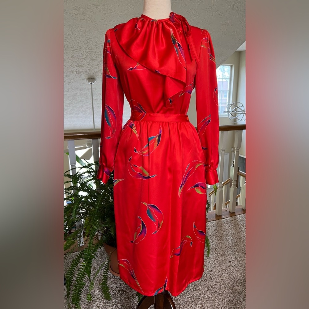 Vintage 1980s C.E.O. Red blouse and skirt set, Modern Size 0/2